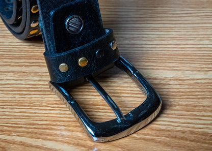 Handmade genuine leather belt - Rivet design